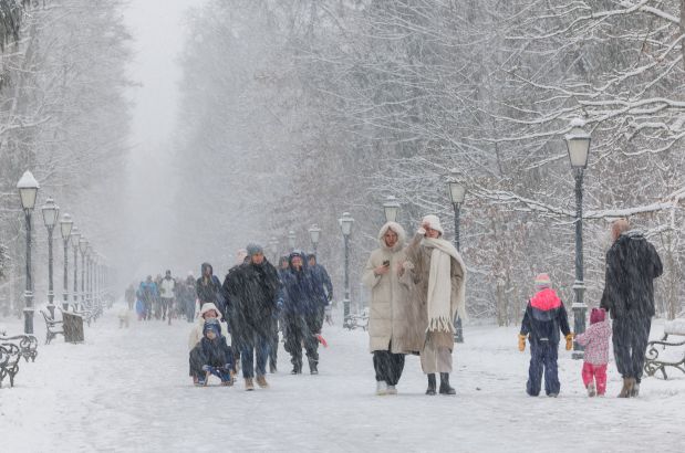Icy cold snap to hit travel in Europe